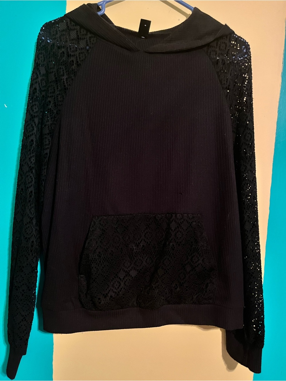 SHEIN Black Lace-Sleeve Pullover Hoodie